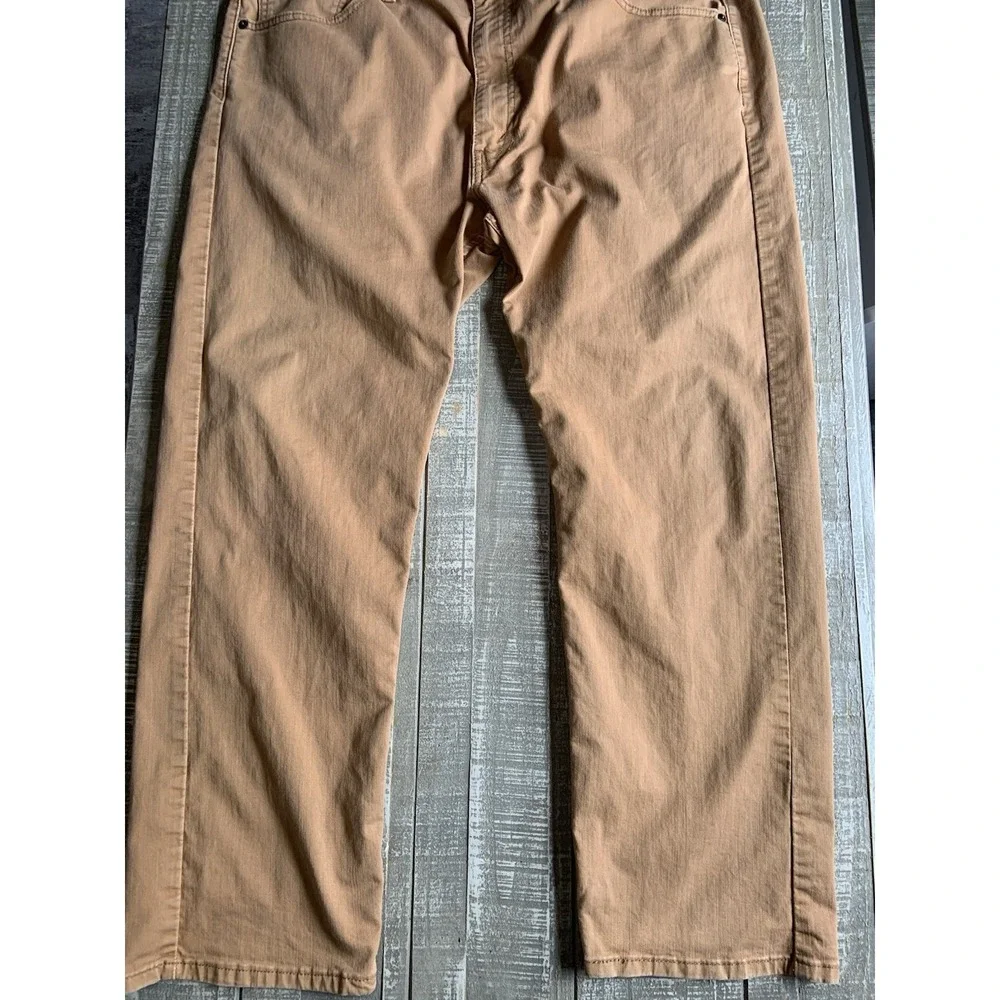 Levi's 505 Jeans Men's Size 40x30 Regular Fit Tan Khaki Straight Leg Pants Levi